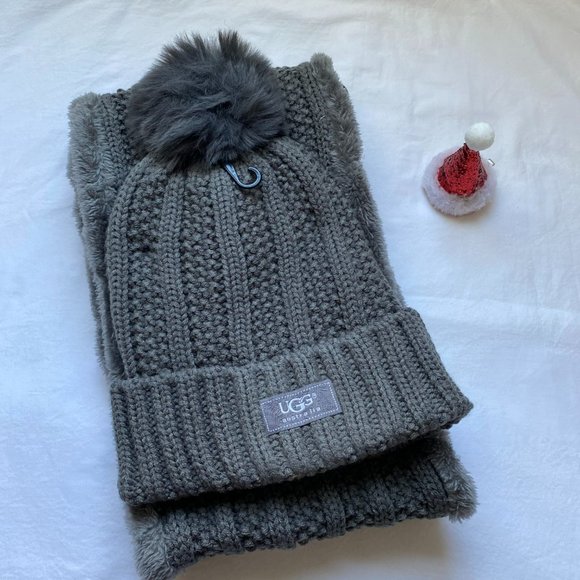 UGG Grey Hat & Infinity Scarf Set
